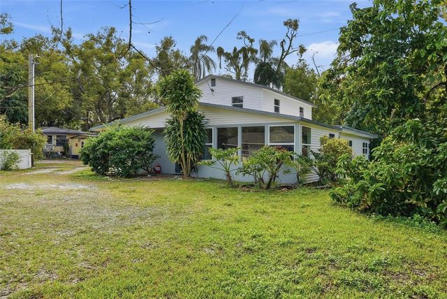 2814 W HUMPHREY STREET, Tampa, FL 33614