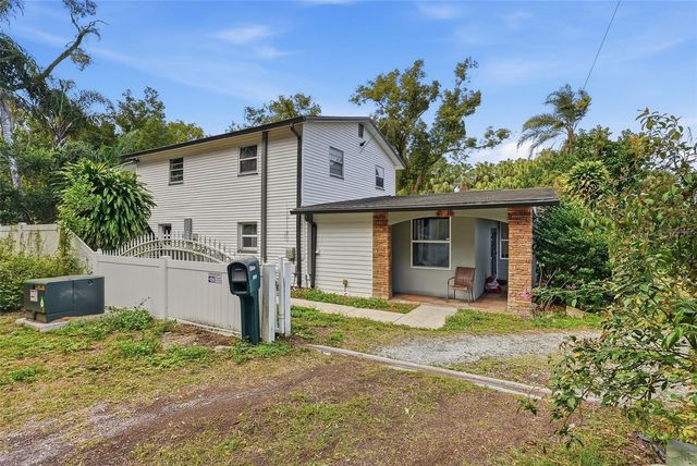 2814 W HUMPHREY STREET, Tampa, FL 33614