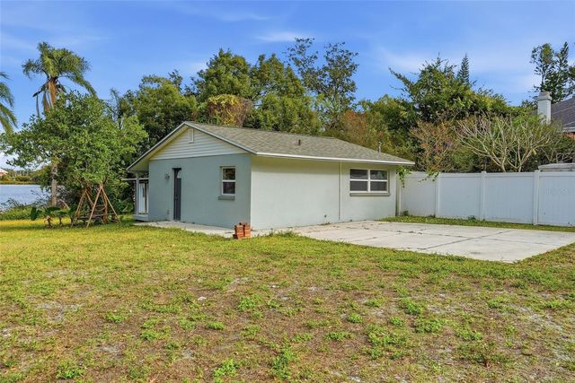 2814 W HUMPHREY STREET, Tampa, FL 33614