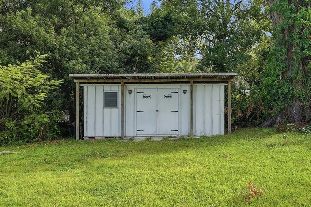 2814 W HUMPHREY STREET, Tampa, FL 33614