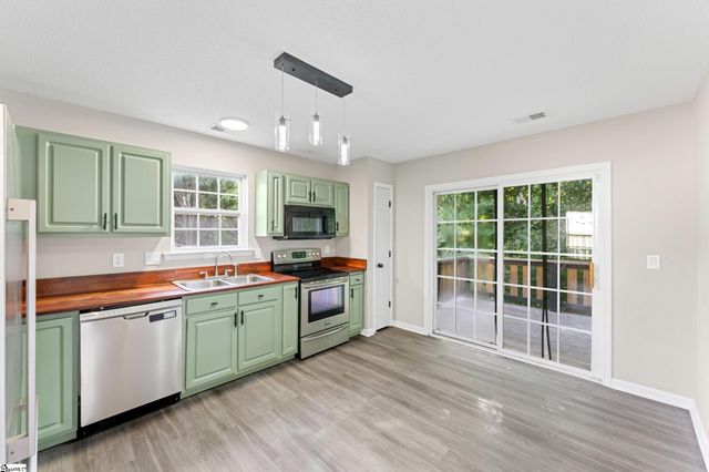 519 Duncan Station Drive, Duncan, SC 29334