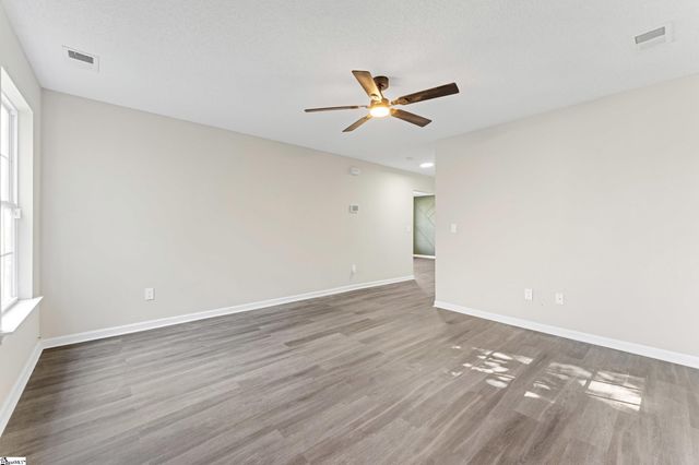 519 Duncan Station Drive, Duncan, SC 29334