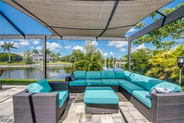 2256 SW 20th AVE, Cape Coral, FL 33991