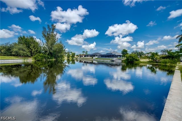 2256 SW 20th AVE, Cape Coral, FL 33991