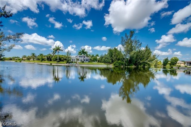 2256 SW 20th AVE, Cape Coral, FL 33991