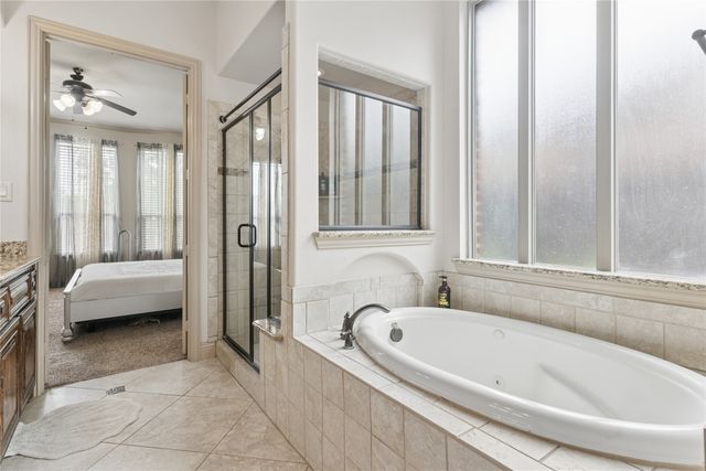 8212 OAKWOOD, Plano, TX 75024