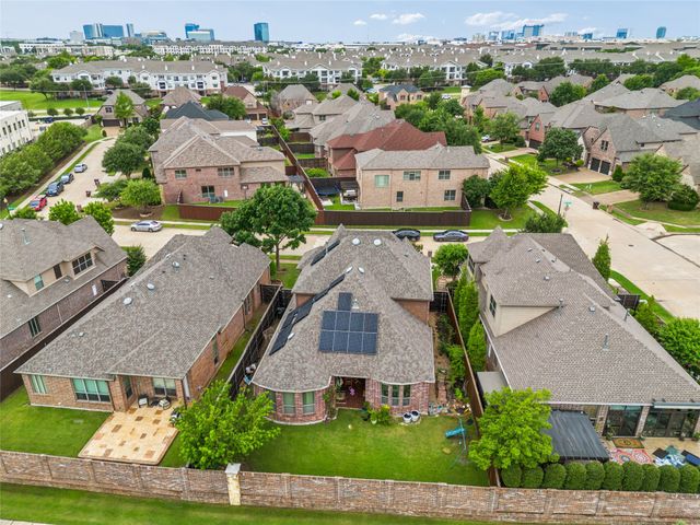 8212 OAKWOOD, Plano, TX 75024