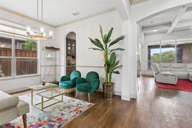 8212 OAKWOOD, Plano, TX 75024