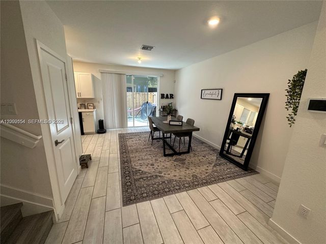 1030 SE 23rd Ter 1030, Homestead, FL 33035