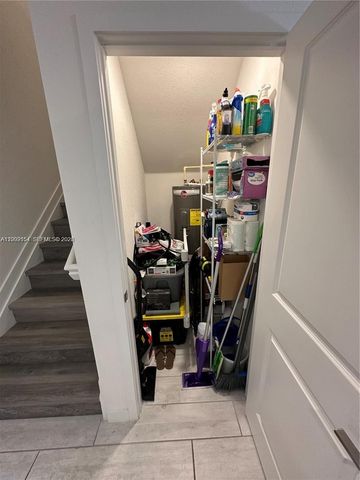 1030 SE 23rd Ter 1030, Homestead, FL 33035