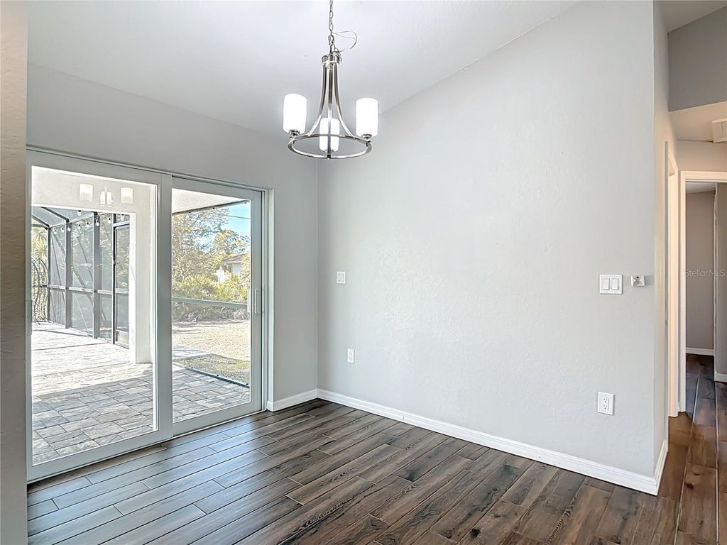 Image 12 of property listing at 11177 CHALET AVENUE, Englewood, FL 34224