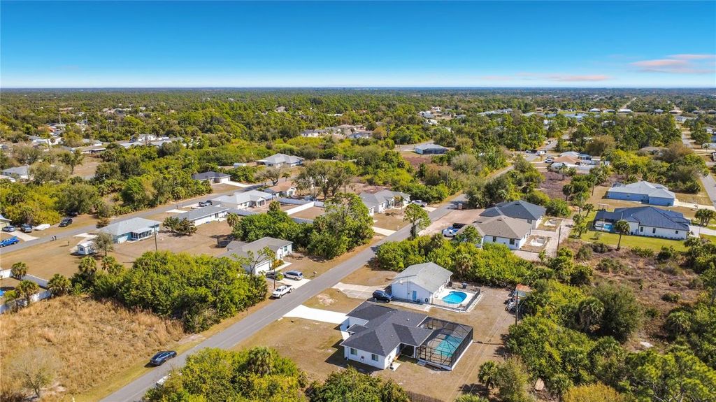 Image 50 of property listing at 11177 CHALET AVENUE, Englewood, FL 34224