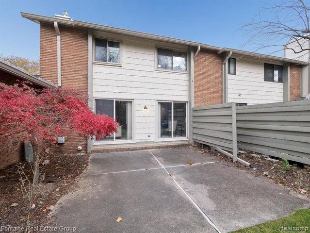 48124 Colony Farm Circle, Plymouth, MI 48170