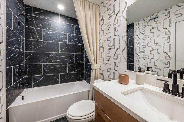 671 CLARK STREET, Oviedo, FL 32765