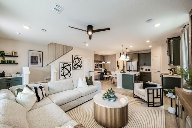 671 CLARK STREET, Oviedo, FL 32765