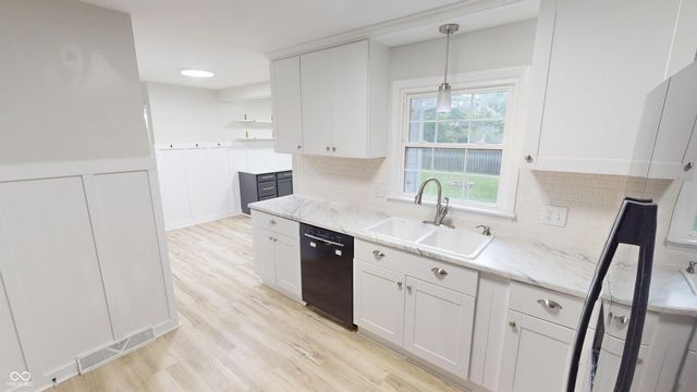 725 E 116th Street, Carmel, IN 46032