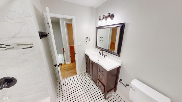 725 E 116th Street, Carmel, IN 46032