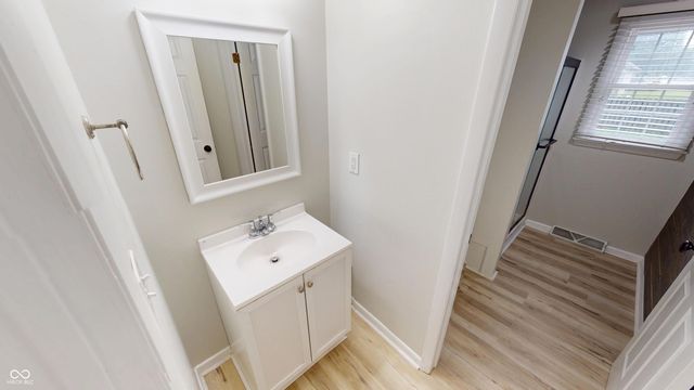 725 E 116th Street, Carmel, IN 46032