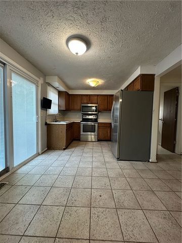 110 Canton Street, Rochester, NY 14606