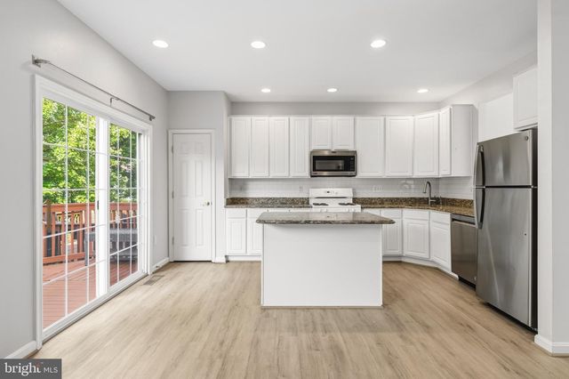 20750 BRIDALVEIL FALLS TER, Sterling, VA 20165