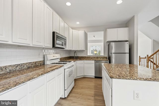 20750 BRIDALVEIL FALLS TER, Sterling, VA 20165