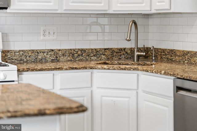 20750 BRIDALVEIL FALLS TER, Sterling, VA 20165