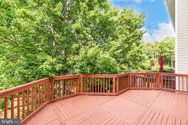 20750 BRIDALVEIL FALLS TER, Sterling, VA 20165