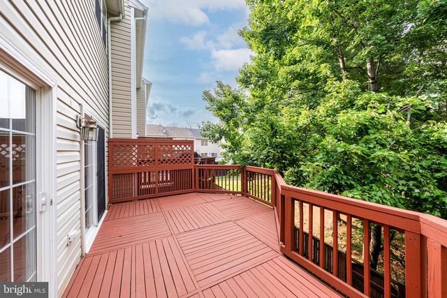 20750 BRIDALVEIL FALLS TER, Sterling, VA 20165