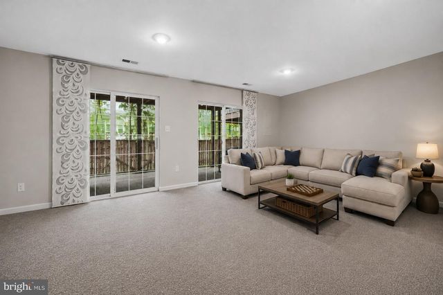 20750 BRIDALVEIL FALLS TER, Sterling, VA 20165