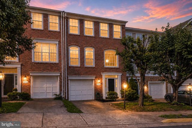 20750 BRIDALVEIL FALLS TER, Sterling, VA 20165