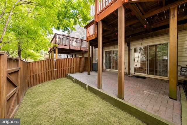 20750 BRIDALVEIL FALLS TER, Sterling, VA 20165