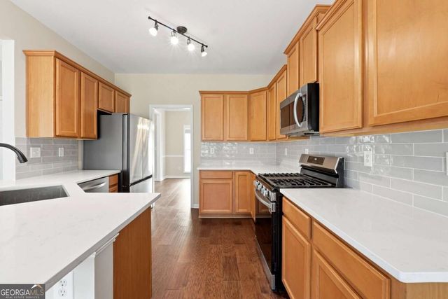 2328 Coinsborough Way, Buford, GA 30518