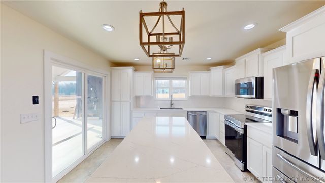 11767 Xander, Kingston, OK 73439