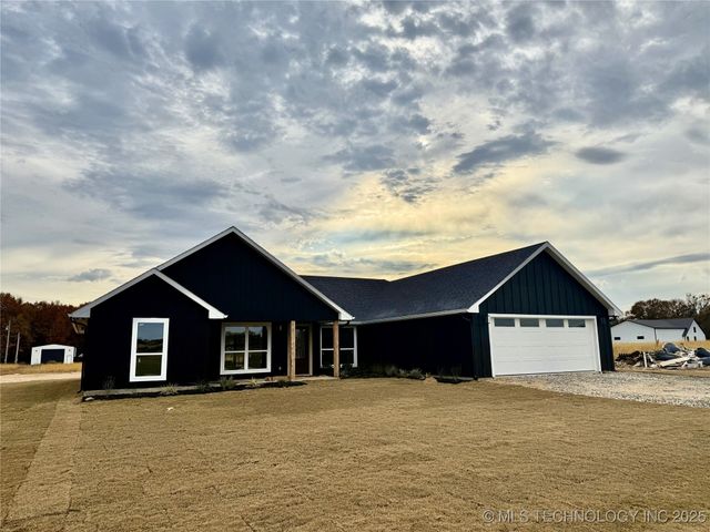 11767 Xander, Kingston, OK 73439