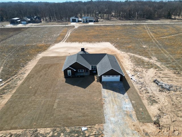 11767 Xander, Kingston, OK 73439