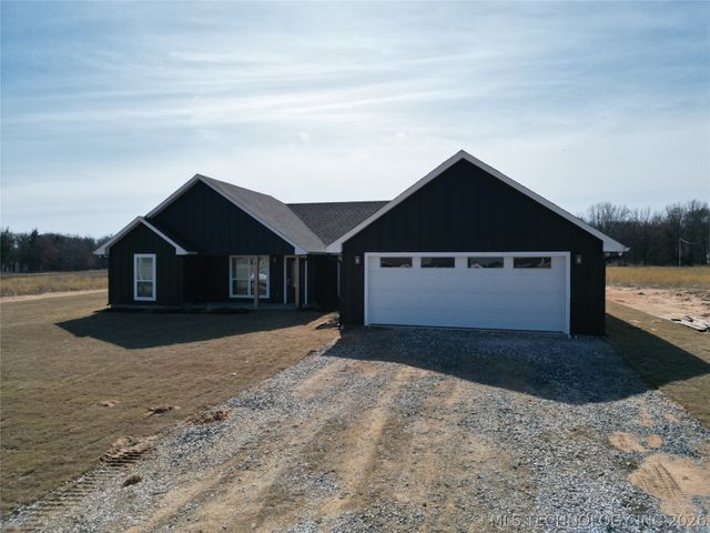 11767 Xander, Kingston, OK 73439