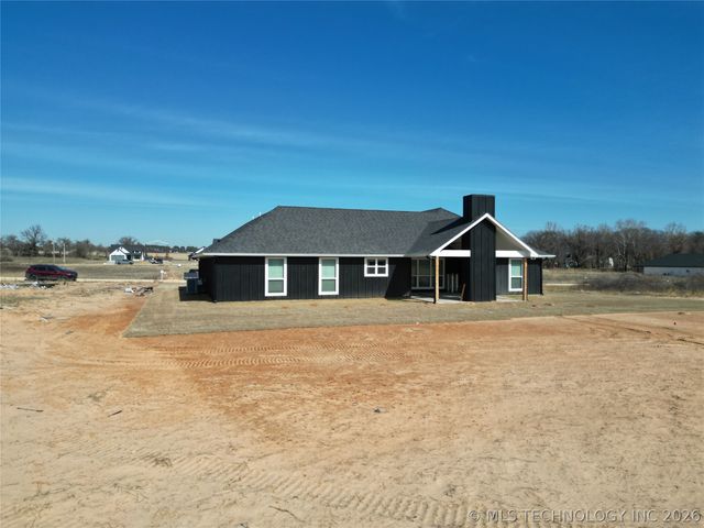 11767 Xander, Kingston, OK 73439