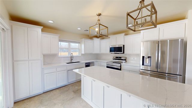 11767 Xander, Kingston, OK 73439