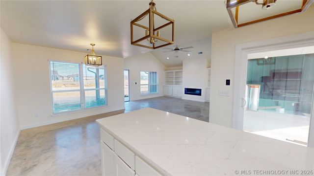 11767 Xander, Kingston, OK 73439