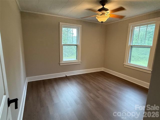 4954 Crawley Dale Street, Morganton, NC 28655