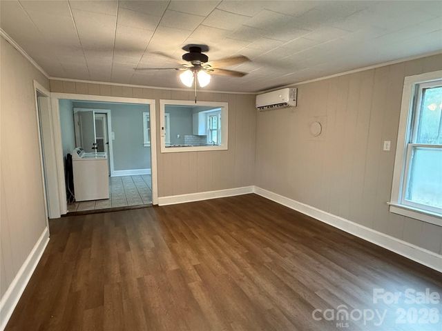 4954 Crawley Dale Street, Morganton, NC 28655