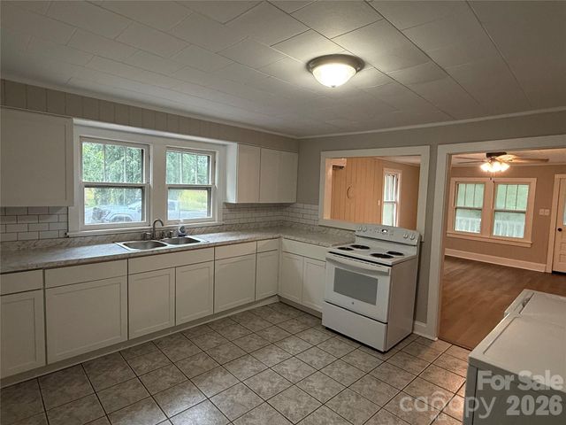 4954 Crawley Dale Street, Morganton, NC 28655