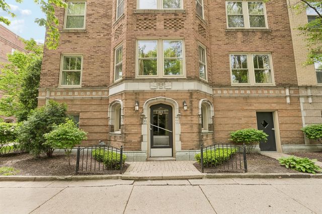 623 Washington Boulevard 3N, Oak Park, IL 60302