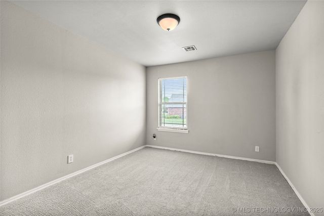 5016 E El Paso Street, Broken Arrow, OK 74014