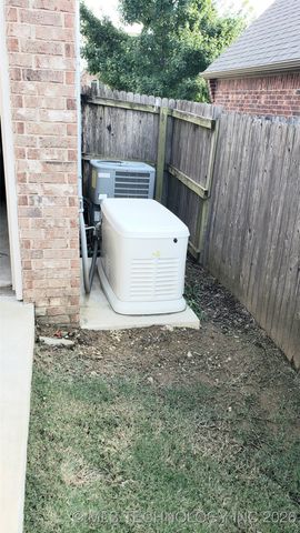 5016 E El Paso Street, Broken Arrow, OK 74014