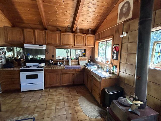 3900 Hansen Ranch Road, Piercy, CA 95587