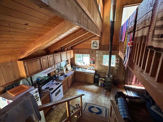 3900 Hansen Ranch Road, Piercy, CA 95587