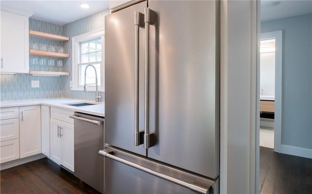118 Ruggles Avenue 101, Newport, RI 02840