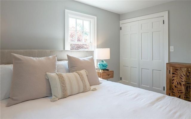 118 Ruggles Avenue 101, Newport, RI 02840