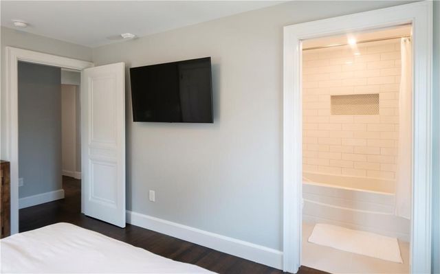118 Ruggles Avenue 101, Newport, RI 02840